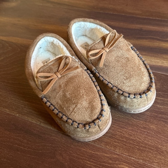 BLUE MOUNTAIN Slip On Slippers size 13/1 - Picture 1 of 3